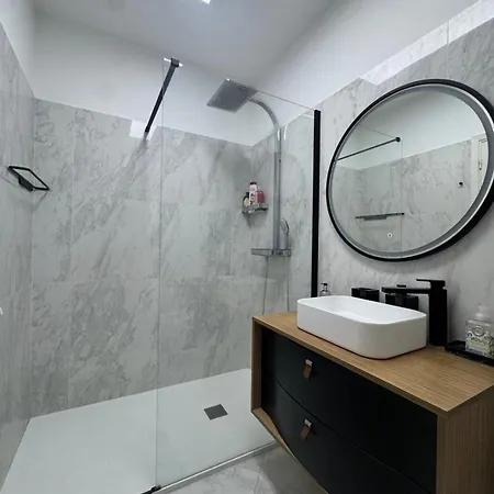 Apartamento Elegant Riviera With Large Sunny Terrace *